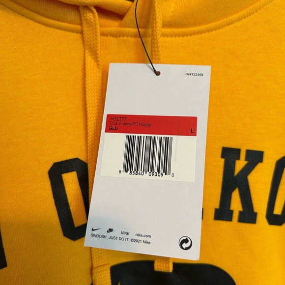 Nike Yellow UW Oshkosh Titans Men's Hoodie - Picture 2 of 4